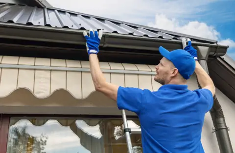 Travaux de gouttières - Prémian