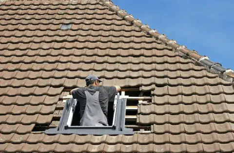 Pose de velux - Prémian
